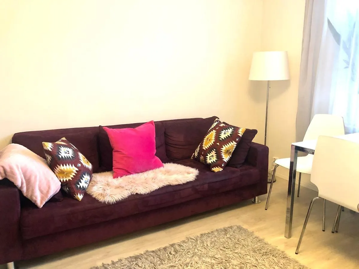 Scandinavian Desing Home 37 City Center In Kamppi Helsinki