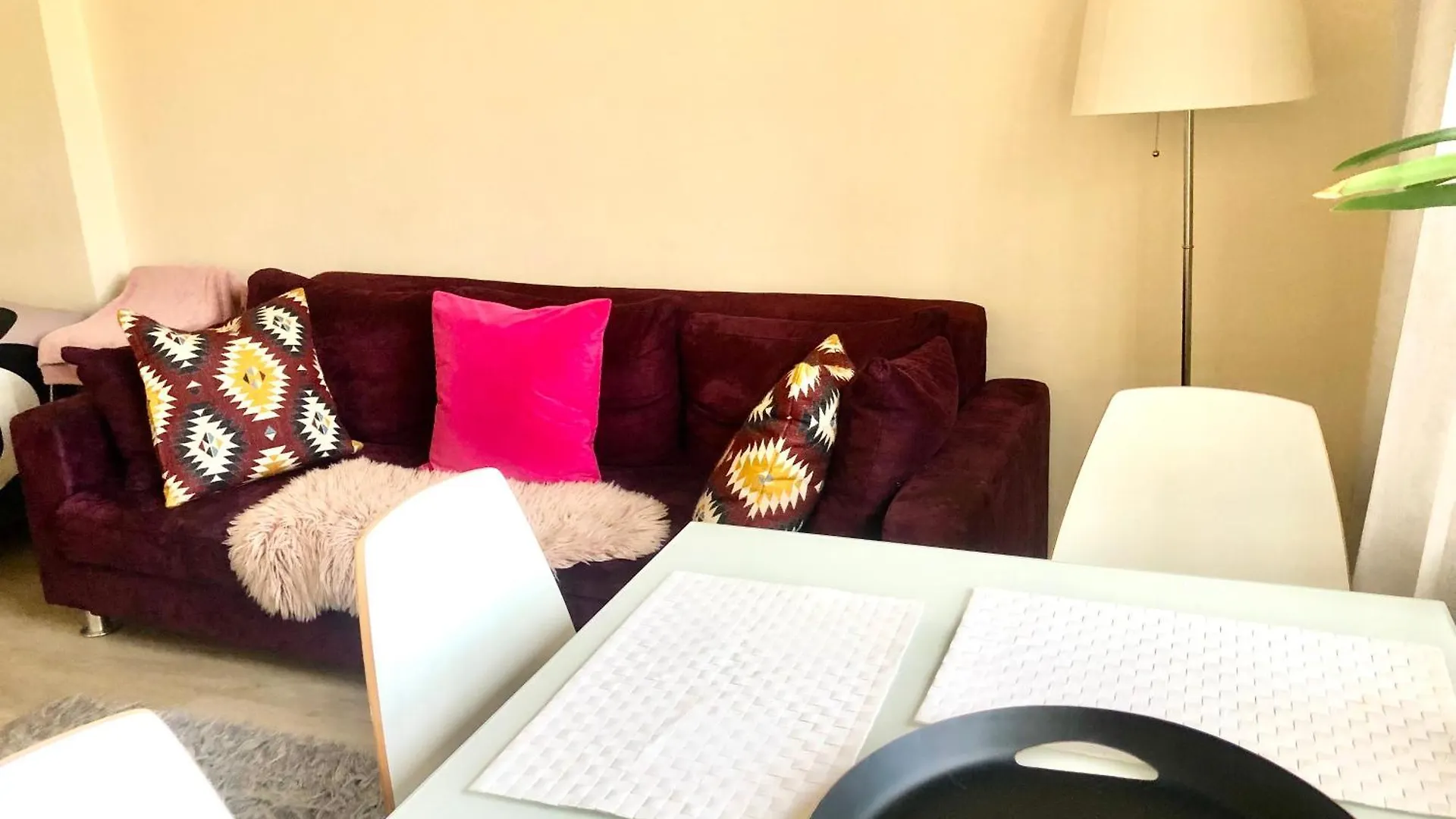 Apartment Scandinavian Desing Home 37 City Center In Kamppi Helsinki Finland
